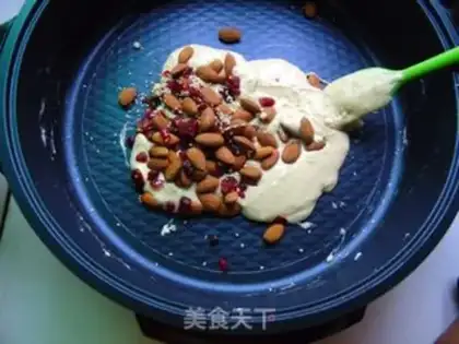 Make Almond oxen step 6