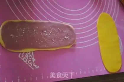 Make Rainbow toast step 4