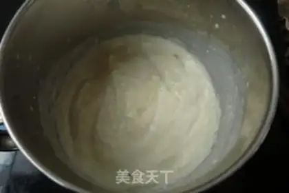 Make The soup is a three-soft toast step 0