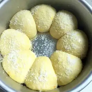 Make The yogurt ring bread step 7