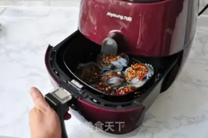 Make A garlic fan scallop step 8