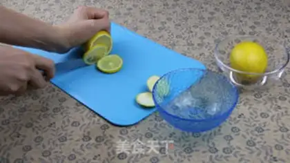 Make Honey lemon tea step 3