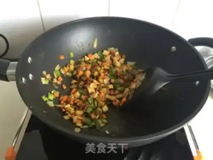 Make The soup is a three-soft toast step 3