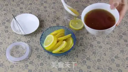 Make Honey lemon tea step 4