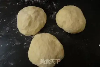 Make The soup is a three-soft toast step 8