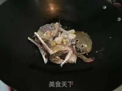 Make Eggs and crabs step 2