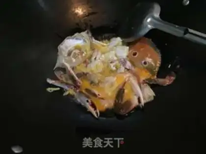 Make Eggs and crabs step 3
