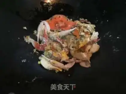 Make Eggs and crabs step 4
