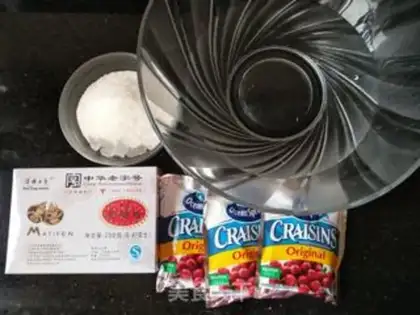 Make Cranberry hooves step 0