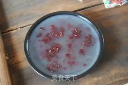 Make Cranberry hooves step 11