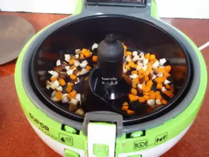 Make Carrot mushroom fried rice step 1