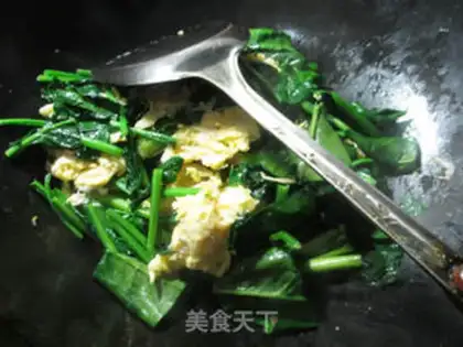Make Shrimp eggs, spinach step 4