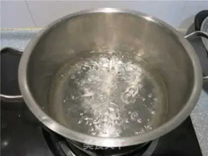 Make Sugar and water cans step 4