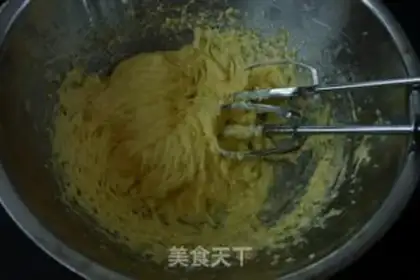 Make Apple flip cake step 7