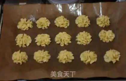 Make Soften the little butter trick at low temperatures -- onion cookies step 13
