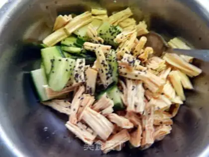 Make The cucumbers step 8