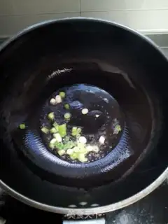Make Gold and mushroom seafood tofu step 3