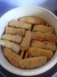 Make Steam fish rolls step 6