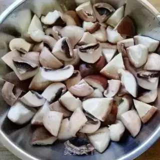 Make Pelican mushrooms step 1