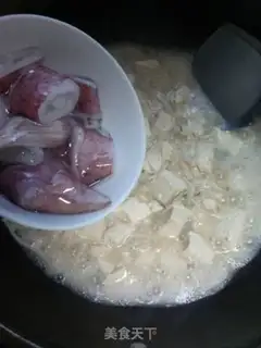 Make Gold and mushroom seafood tofu step 7