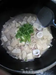 Make Gold and mushroom seafood tofu step 8
