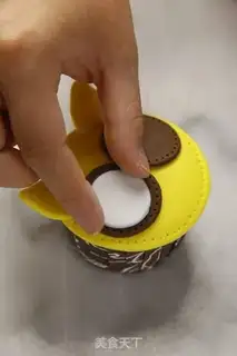 Make Roll the sugar cake step 5