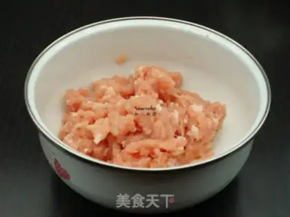 Make Fries of mushroom pork step 4