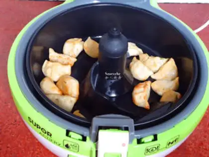 Make Fries of mushroom pork step 10