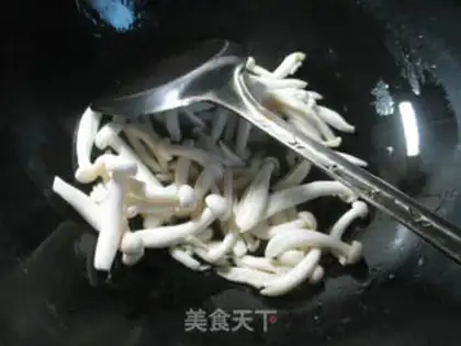 Make White mushroom spinach step 2