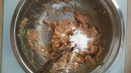 Make A radish meatloaf step 4