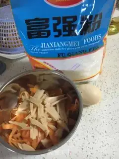 Make Eggs and vegetables step 1