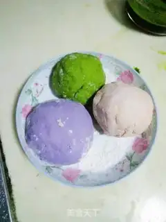Make Colour dumplings step 1
