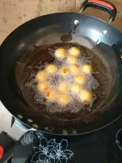 Make Potatoballs step 1