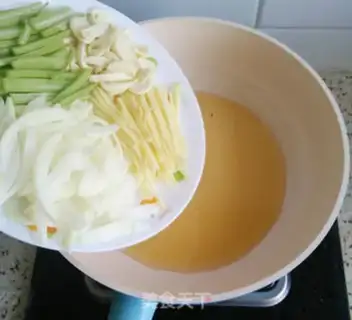 Make Spicy chicken step 10