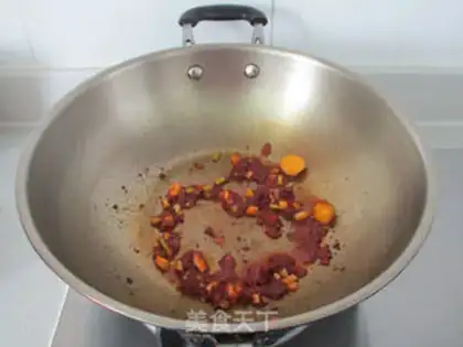 Make Spicy potato chicken step 2