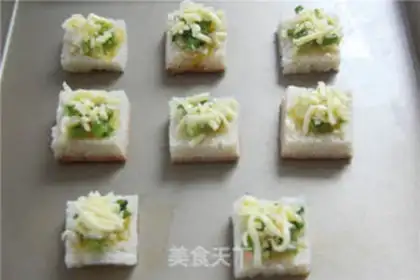 Make Garlic cheese toast step 5