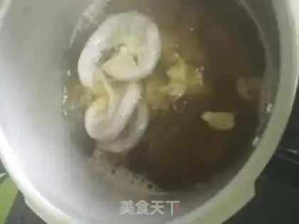 Make Pork soup step 2