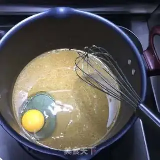 Make Peach walnut marfin cake step 3
