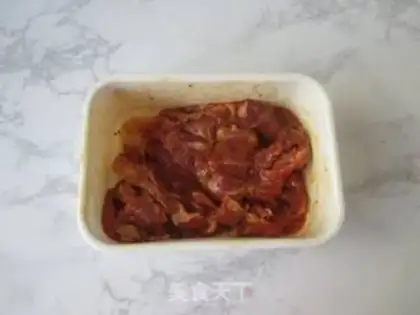 Make Black pepper plum meat step 2