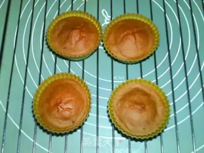 Make Mango cake step 8