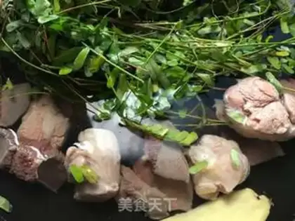 Make Chicken weeds and pigs step 4