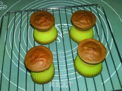 Make Mango cake step 9