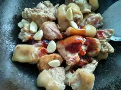 Make Red pig feet step 2