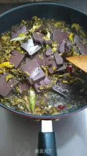 Make Sour sauce, lamb blood step 8