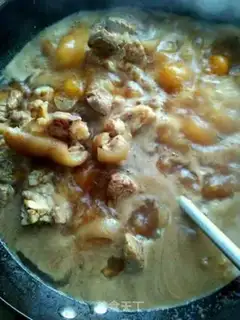Make Red pig feet step 3