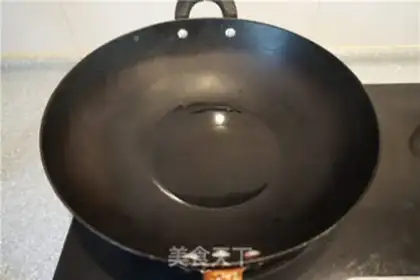 Make Egg aroma and silverfish step 2