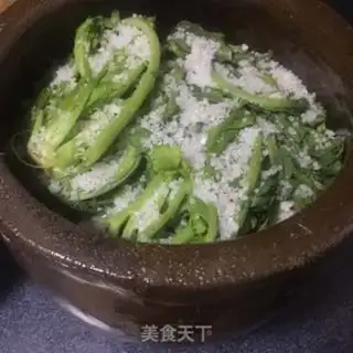 Make Homemade snow step 5