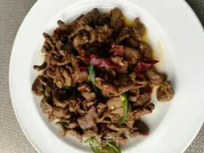 Make Twin peppers, fried beef step 4