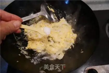 Make Egg aroma and silverfish step 6