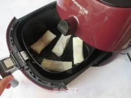 Make Shang Chun rolls step 9